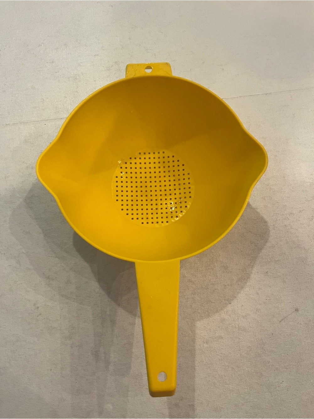 Vintage bright yellow Tupperware plastic Strainer Colander. So retro!